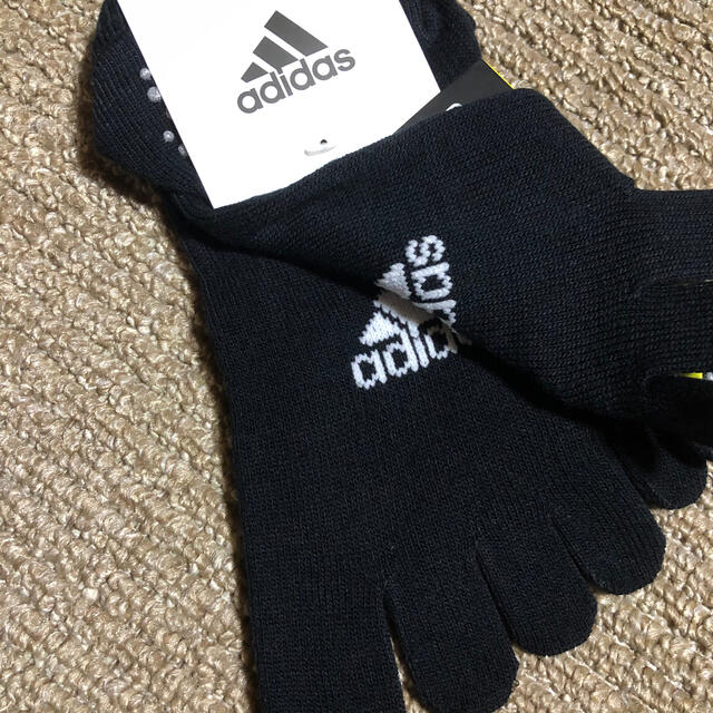 adidas(アディダス)のadidas5本指ソックス【新品】23〜25cm レディースのレッグウェア(ソックス)の商品写真