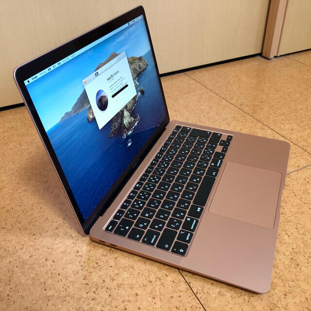 MacBook Air 2020 (Core i5/16GB/SSD256GB) | sweatreno.com