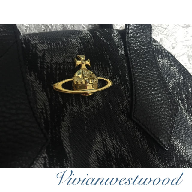 Vivienne Westwood(ヴィヴィアンウエストウッド)のVivianwestwoodハンドバッグ レディースのバッグ(ハンドバッグ)の商品写真