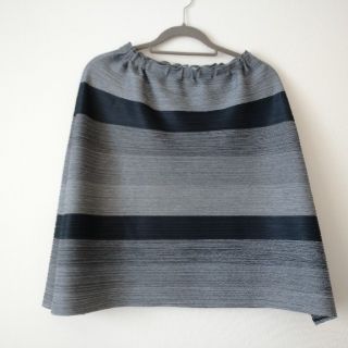 プリーツプリーズイッセイミヤケ(PLEATS PLEASE ISSEY MIYAKE)のプリーツプリーズ スカート(ひざ丈スカート)