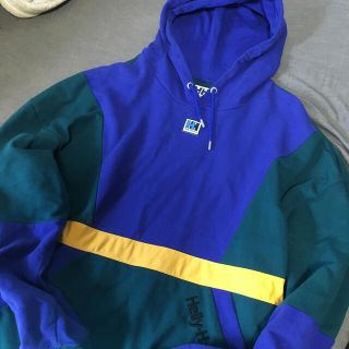 ヘリーハンセン(HELLY HANSEN)のHELLY HANSEN パーカー(パーカー)