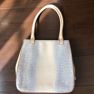 サルヴァトーレフェラガモ(Salvatore Ferragamo)のSalvatoreFerragamo ショルダーバック(ショルダーバッグ)