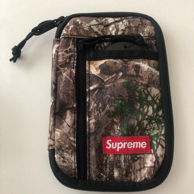 Supreme Small Zip Pouch Real Tree Camo