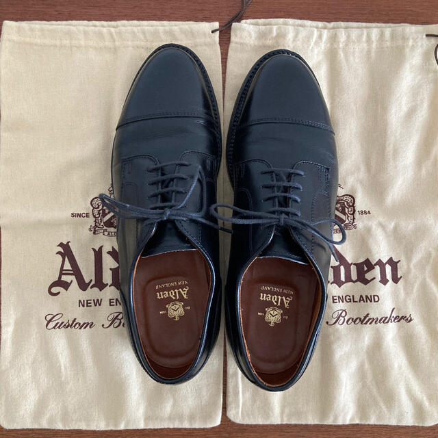 Alden(オールデン)のオールデン　外羽根　ストレートチップ　US7 黒　カーフ メンズの靴/シューズ(ドレス/ビジネス)の商品写真