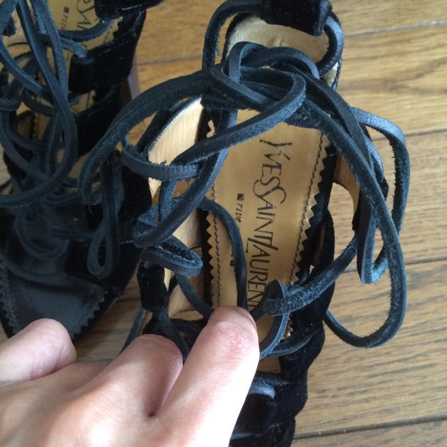 Yves Saint Laurent Beaute(イヴサンローランボーテ)のレースアップサンダル♡イブサンローラン レディースの靴/シューズ(サンダル)の商品写真