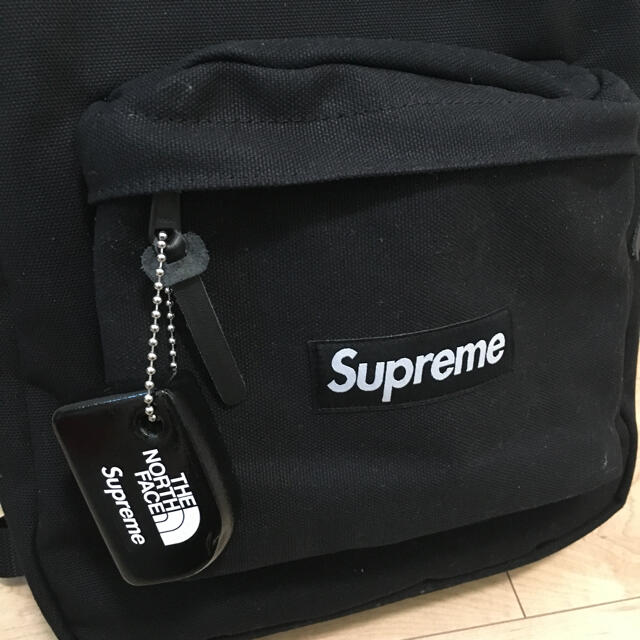 Supreme(シュプリーム)の専用　supreme canvas backpack black メンズのバッグ(バッグパック/リュック)の商品写真