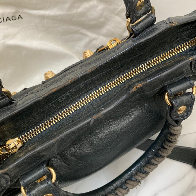 BALENCIAGA BAG(バレンシアガバッグ)のバレンシアガ　バック レディースのバッグ(ショルダーバッグ)の商品写真