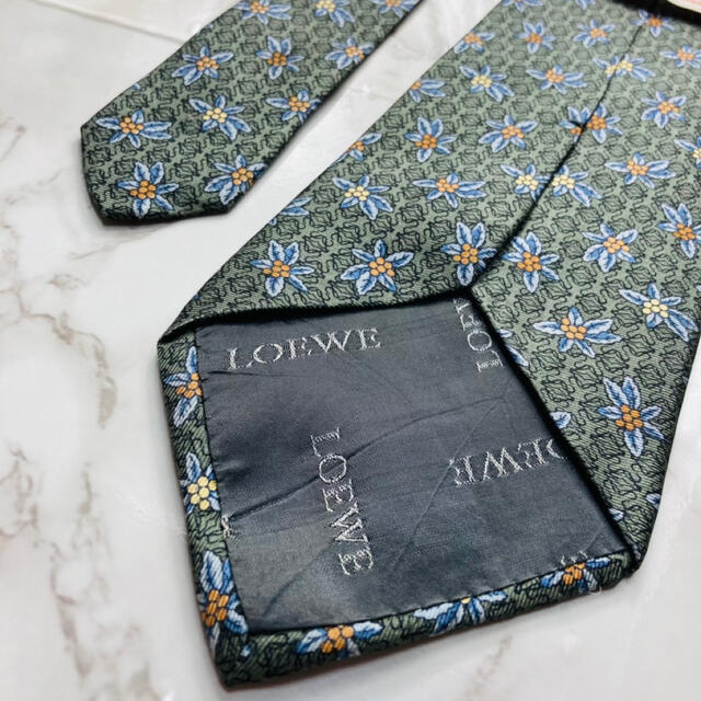 LOEWE(ロエベ)の即購入OK!3本選んで1本無料！Loewe ロエベ ネクタイ　4903 メンズのファッション小物(ネクタイ)の商品写真