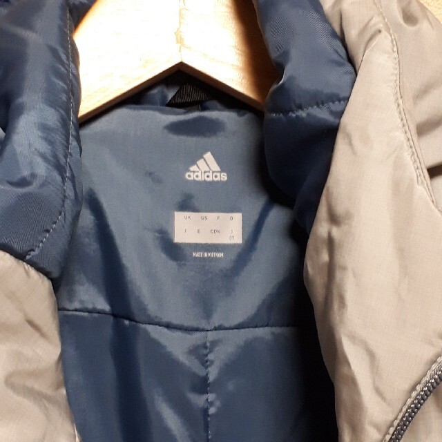 adidas(アディダス)のレディースベンチコート レディースのジャケット/アウター(ロングコート)の商品写真