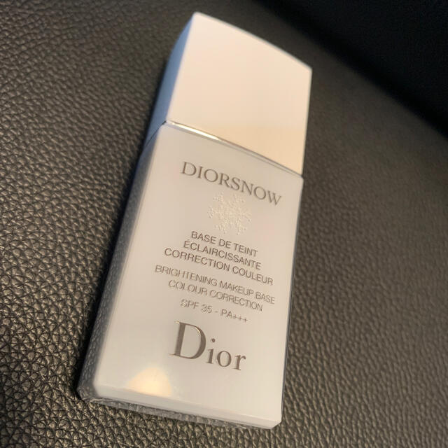 Dior(ディオール)のDior snow メイクアップベースUV35 コスメ/美容のベースメイク/化粧品(化粧下地)の商品写真