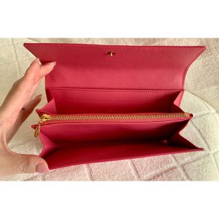 【新品未使用品】希少ルイヴィトン ヴェルニ 二つ折り長財布 フランポワーズ 【新品未使用品】希少ルイヴィトン ヴェルニ 二つ折り長財布 フランポワーズ