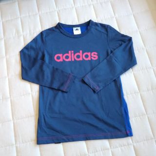 アディダス(adidas)のアディダス　長そでTシャツ　140cm(Tシャツ/カットソー)