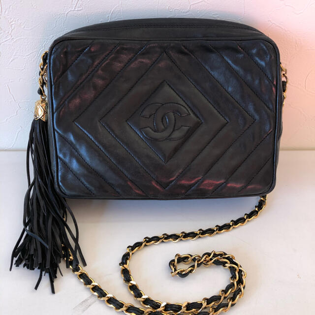 CHANEL フリンジショルダーバッグ 流行のアイテム conexiontalento.com