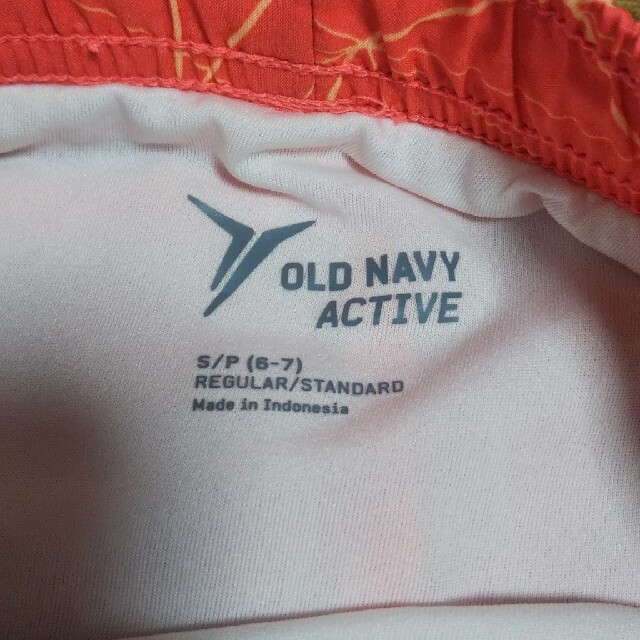 Old Navy(オールドネイビー)のランニングパンツ キッズ 130 キッズ/ベビー/マタニティのキッズ服男の子用(90cm~)(パンツ/スパッツ)の商品写真