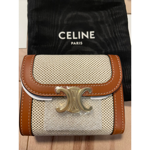 最安価格 celine - セリーヌ CELINE トリオンフ スモールフラップ ウォレット 新品未使用 財布 - www