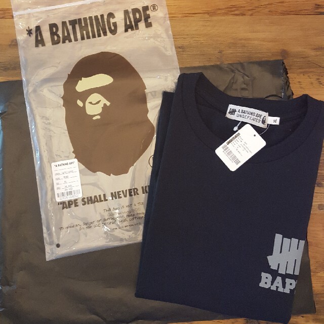 A BATHING APE(アベイシングエイプ)のBAPE UNDEFEATED tシャツ 黒  サイズ XL メンズのトップス(Tシャツ/カットソー(半袖/袖なし))の商品写真