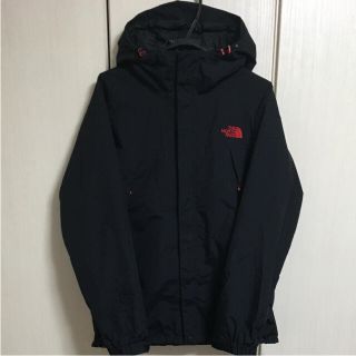 ザノースフェイス(THE NORTH FACE)のノースフェイス　マウンテンパーカーBLACK RED(マウンテンパーカー)