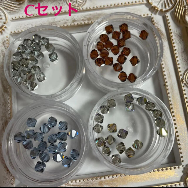 SWAROVSKI(スワロフスキー)のCセット スワロフスキー ソロバン 5ミリ mix 80個 ハンドメイドの素材/材料(各種パーツ)の商品写真