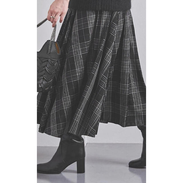 UNITED ARROWS(ユナイテッドアローズ)のユナイテッドアローズ　フレアースカート レディースのスカート(ロングスカート)の商品写真