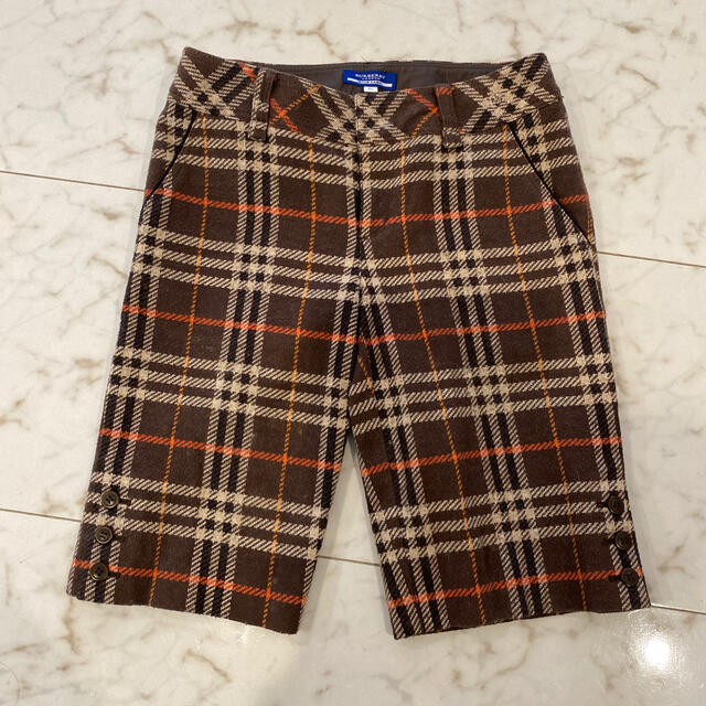 BURBERRY BLUE LABEL(バーバリーブルーレーベル)のバーバリーブルーレーベル　チェックのパンツ レディースのパンツ(ハーフパンツ)の商品写真