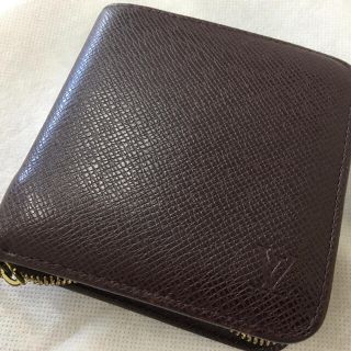 ヴィトン Louis Vuitton ミニ 折り財布 メンズ の通販 71点 ルイヴィトンのメンズを買うならラクマ