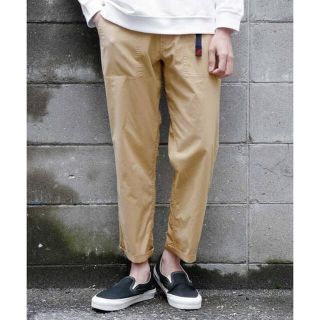 アーバンリサーチ(URBAN RESEARCH)の【美品】Gramicci × DOORS　別注ベイカーパンツ ベージュ(チノパン)