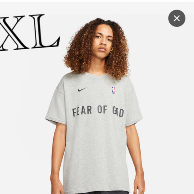 FEAR OF GOD(フィアオブゴッド)のNIKE × Fear Of God ウォームアップTシャツ ペールアイボリー メンズのトップス(Tシャツ/カットソー(半袖/袖なし))の商品写真