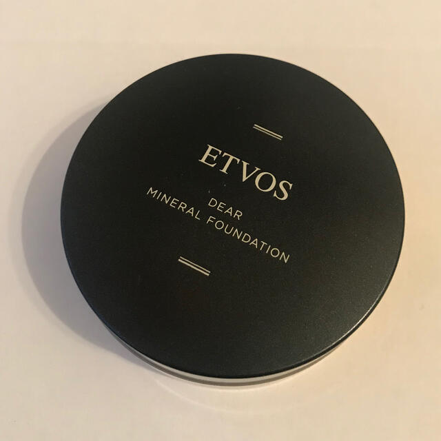 ETVOS(エトヴォス)のETVOS ディアミネラルファンデーション #35 コスメ/美容のベースメイク/化粧品(フェイスパウダー)の商品写真