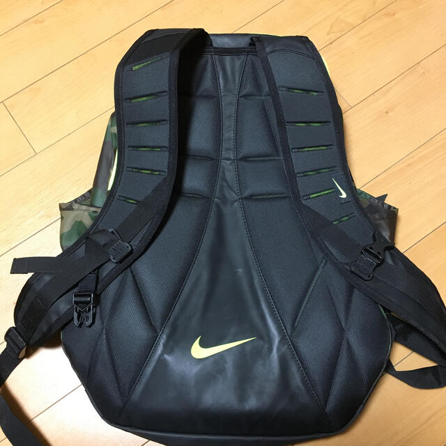 NIKE(ナイキ)のNIKE リュック　迷彩柄 メンズのバッグ(バッグパック/リュック)の商品写真