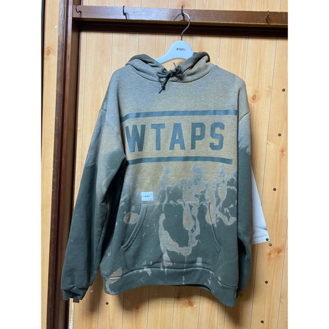 WTAPS DESIGN HOODED TEAM