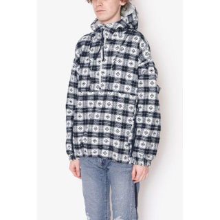 ノンネイティブ(nonnative)のYST★GUESS CHECK SAILING ANORAK★M★NAVY(マウンテンパーカー)