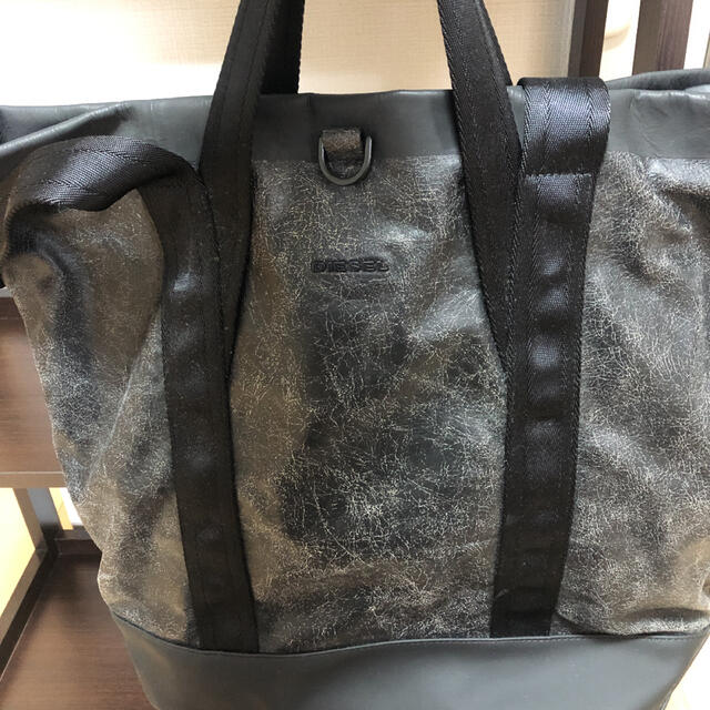 DIESEL(ディーゼル)のDIESEL VOLPAGO TOTE トートバッグ メンズのバッグ(トートバッグ)の商品写真