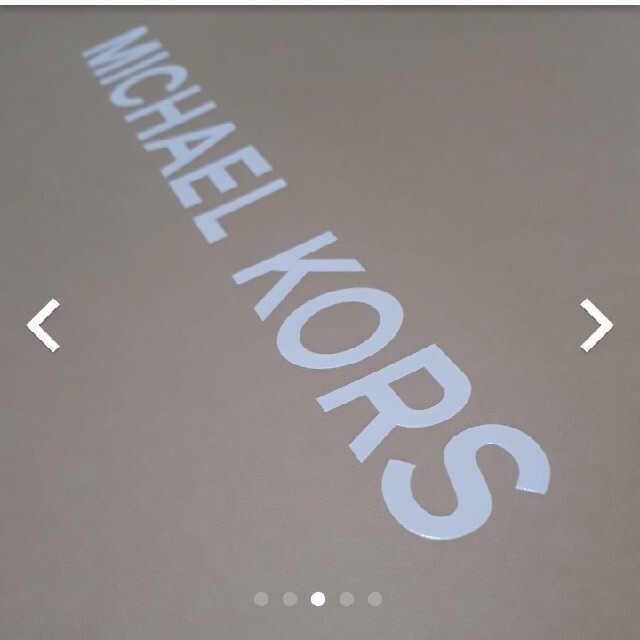 Michael Kors(マイケルコース)のMICHAEL KORS正規店　ショップ紙袋 レディースのバッグ(ショップ袋)の商品写真