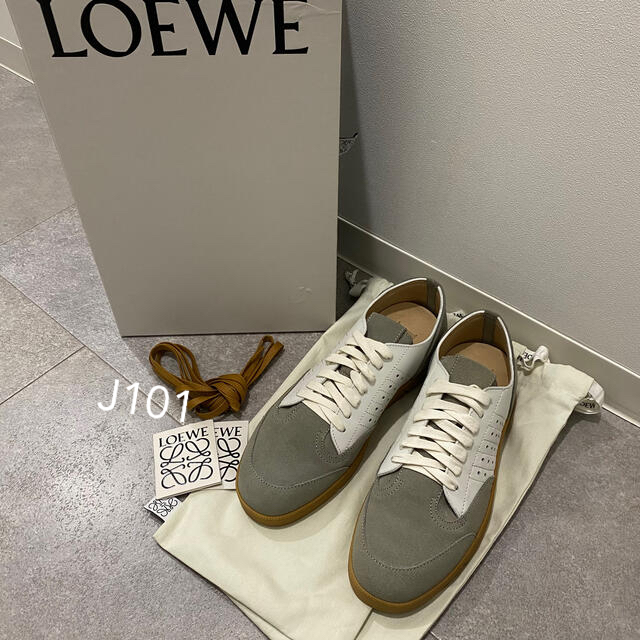 ロエベ LOEWE メンズ スニーカー | フリマアプリ ラクマ