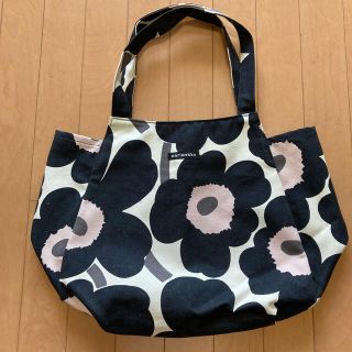 マリメッコ(marimekko)のmarimekko マリメッコ　HUVITAR UNIKKO(ハンドバッグ)