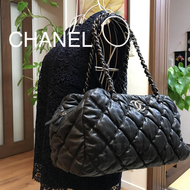 極美品❤️CHANEL❤️バブルキルト ショルダーバッグレディース