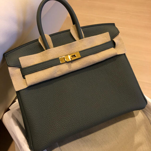 Hermes(エルメス)のazay様専用 HERMES バーキン25 ヴェールアマンド×ゴールド金具 レディースのバッグ(ハンドバッグ)の商品写真