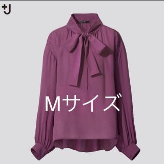 ユニクロ(UNIQLO)のユニクロ+J シルクギャザーブラウス（長袖） パープル　M(シャツ/ブラウス(長袖/七分))