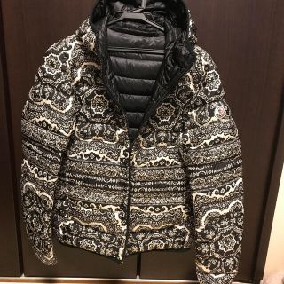 モンクレール(MONCLER)のMONCLER ダウン　モンクレール(ダウンジャケット)