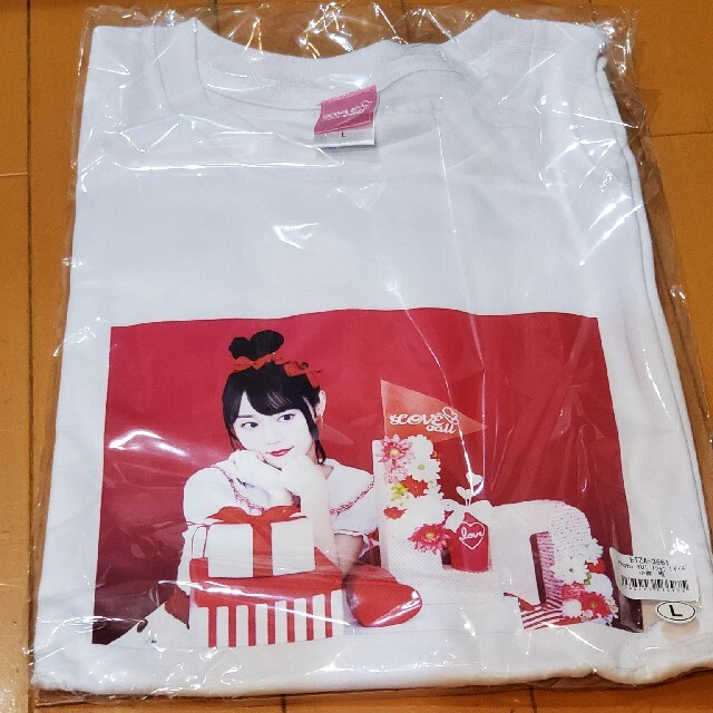 小倉唯　Photo YUI　Tシャツ エンタメ/ホビーの声優グッズ(Tシャツ)の商品写真