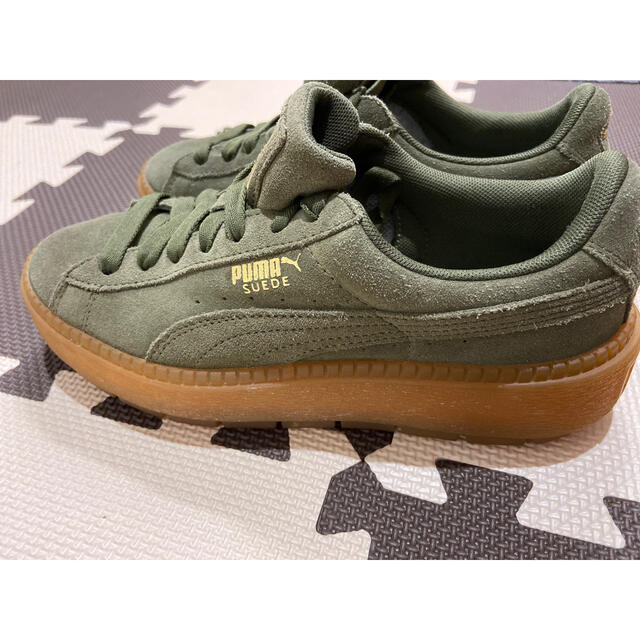 PUMA - PUMA スウェード プラットホーム ガムソール 厚底 スニーカーの通販 by 𓂃 𓈒𓐍 ｜プーマならラクマ