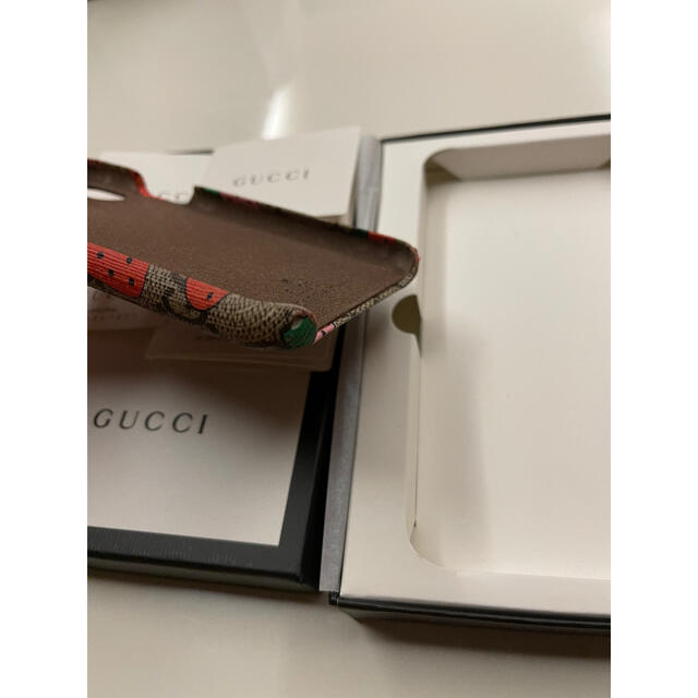 Gucci - GUCCI ストロベリー(いちご) iPhone X/XS iPhoneケースの通販