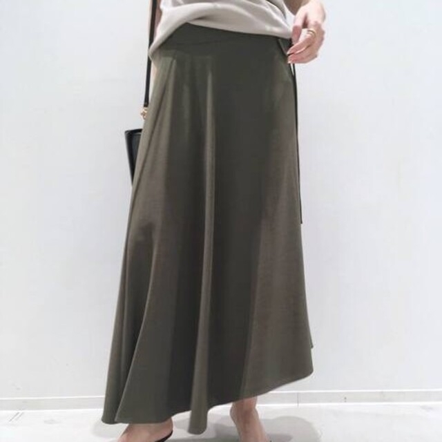 L'Appartement DEUXIEME CLASSE(アパルトモンドゥーズィエムクラス)の【最終】コルピエロwrapskirt レディースのスカート(ロングスカート)の商品写真