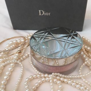 ディオール(Dior)の今週処分！ディオール パウダー 美品(フェイスパウダー)