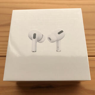 アップル(Apple)のAirPods Pro MWP22J/A 正規品日本版　保証未開始　新品未開封(ヘッドフォン/イヤフォン)