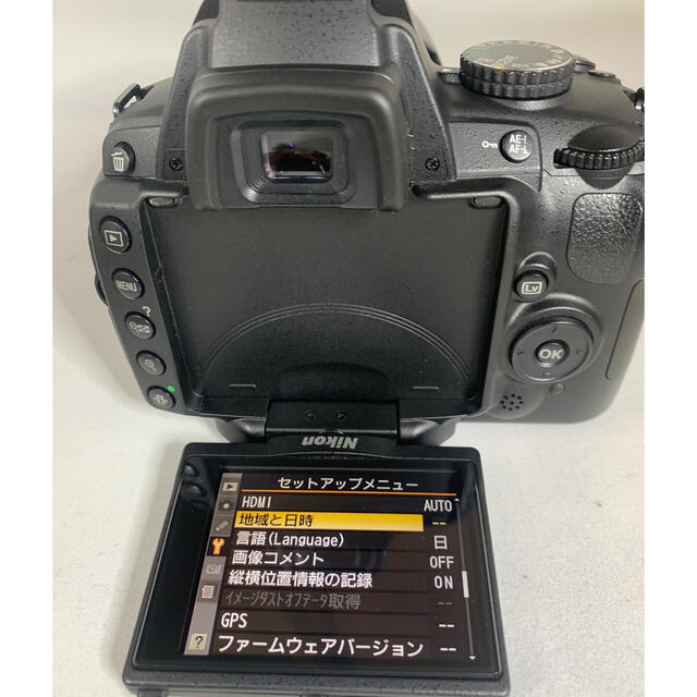 Nikon  美品　一眼レフ カメラD5000  動画撮影　wi-fiSD変更可