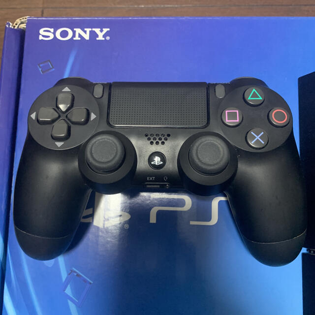 SONY(ソニー)のPS4 コントローラー　DUALSHOCK4  ジェットブラック エンタメ/ホビーのゲームソフト/ゲーム機本体(家庭用ゲーム機本体)の商品写真