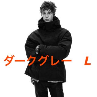 ユニクロ(UNIQLO)のユニクロ　＋J ハイブリッドダウンオーバーサイズパーカー　ダークグレー　Lサイズ(ダウンジャケット)