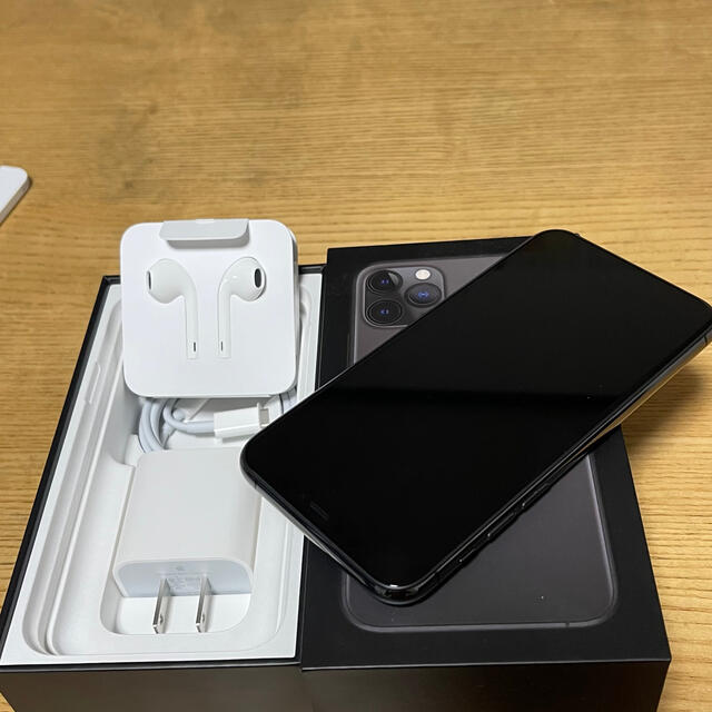 iPhone 11 Pro 64GB ミッドナイトグリーン SIMフリー - スマートフォン本体