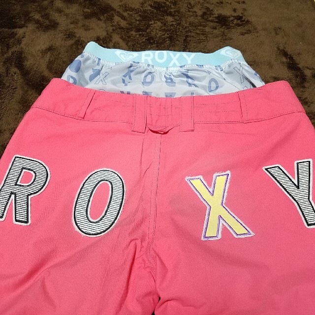 Roxy(ロキシー)のROXY スノーボードウェア パンツ Sｻｲｽﾞ スポーツ/アウトドアのスノーボード(ウエア/装備)の商品写真
